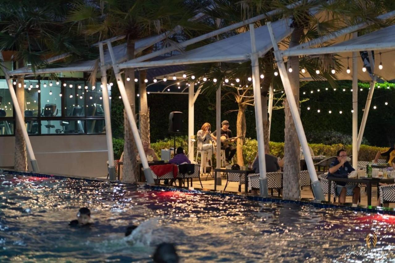 Ray Hotel Buriram Ngoại thất bức ảnh