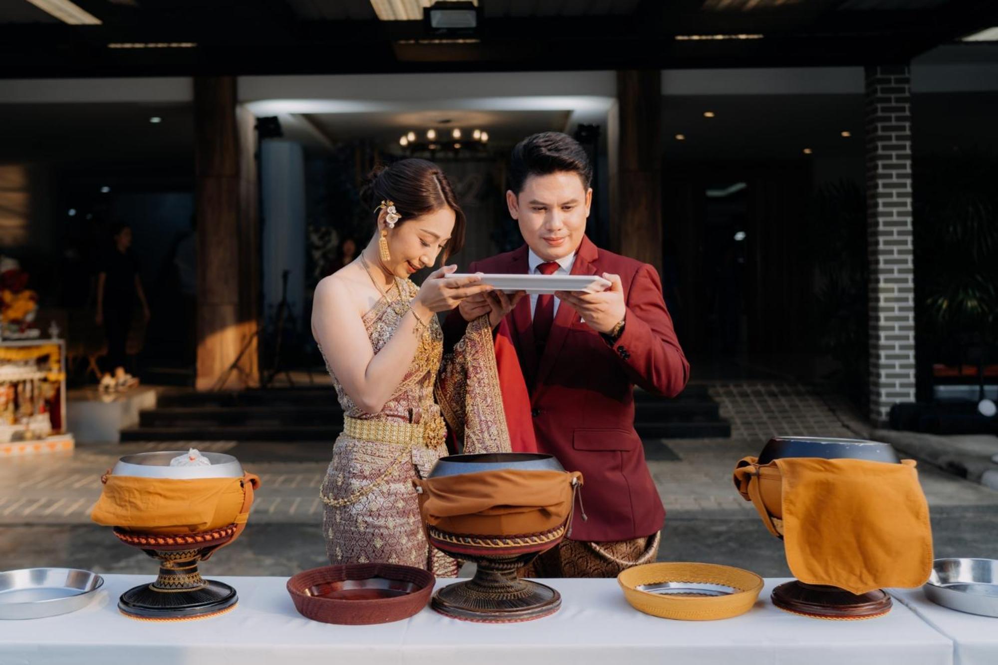 Ray Hotel Buriram Ngoại thất bức ảnh
