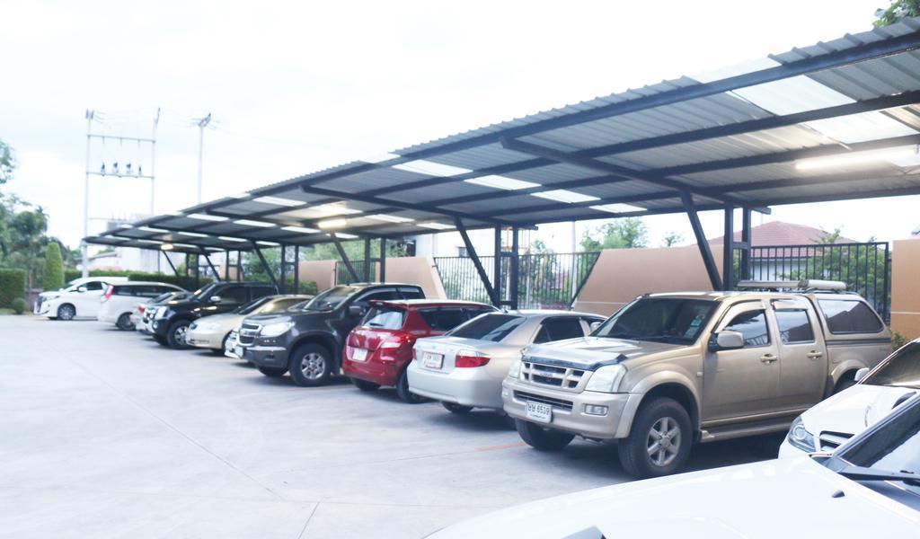 Ray Hotel Buriram Ngoại thất bức ảnh